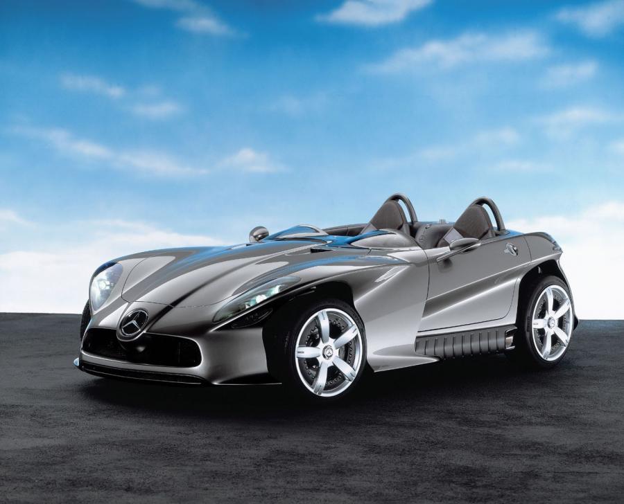 Mercedes-Benz F400 Concept 2002 года  (фото 1 из 11)